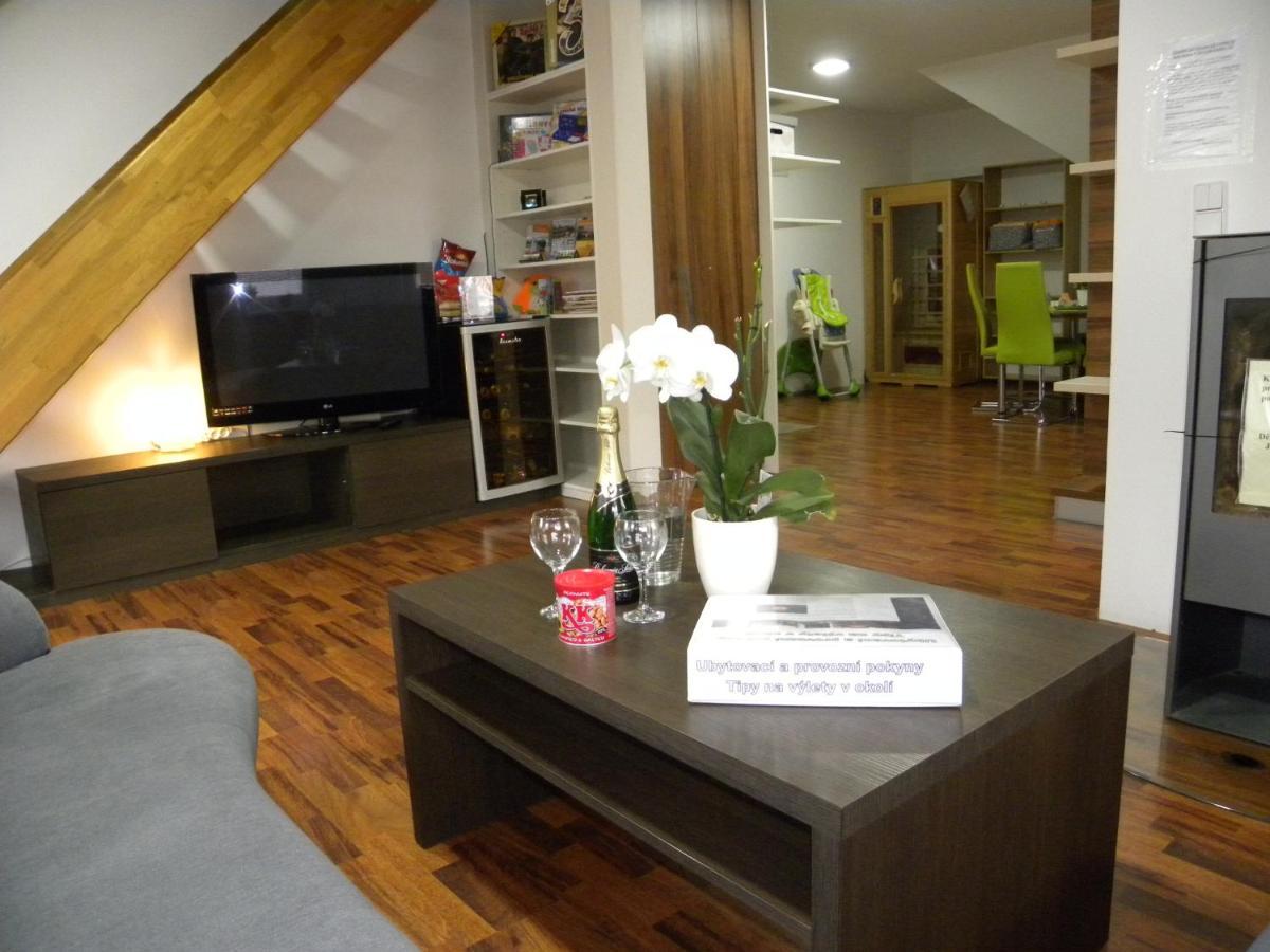 Apartment Wellness Vlckova ภายนอก รูปภาพ