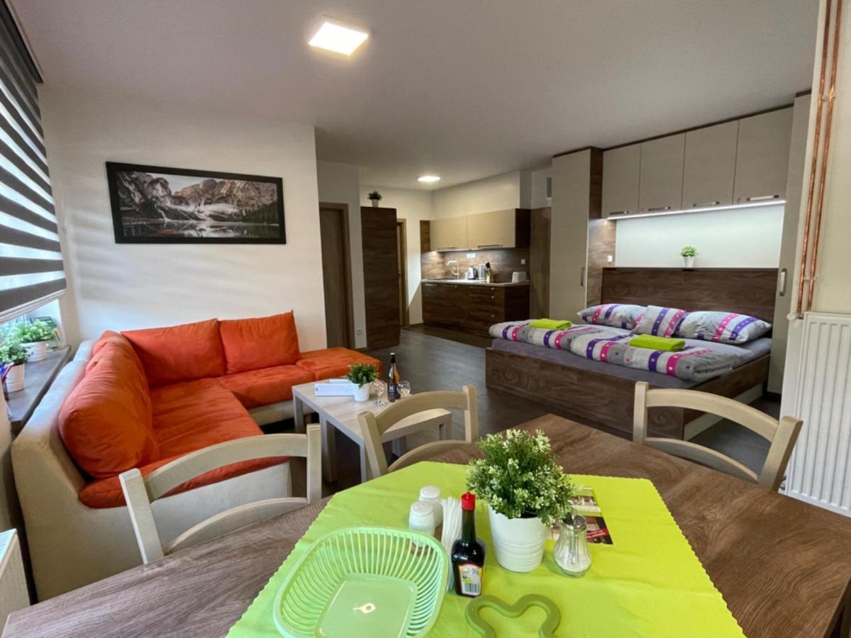 Apartment Wellness Vlckova ภายนอก รูปภาพ