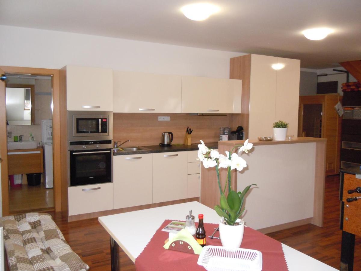 Apartment Wellness Vlckova ภายนอก รูปภาพ